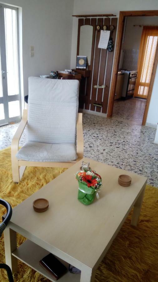 Appartamento To Spiti Stin Aliki Artemida  Esterno foto